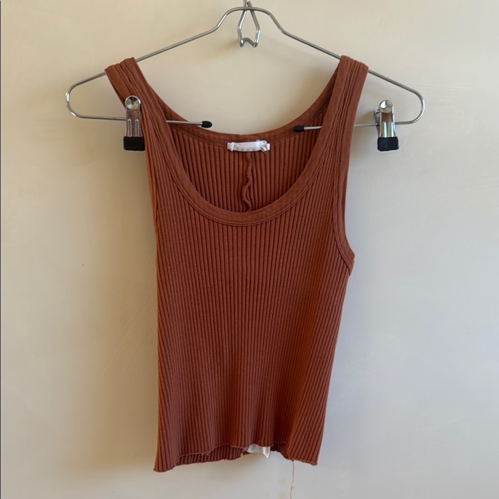 LACAUSA Brown Tank Top Essential